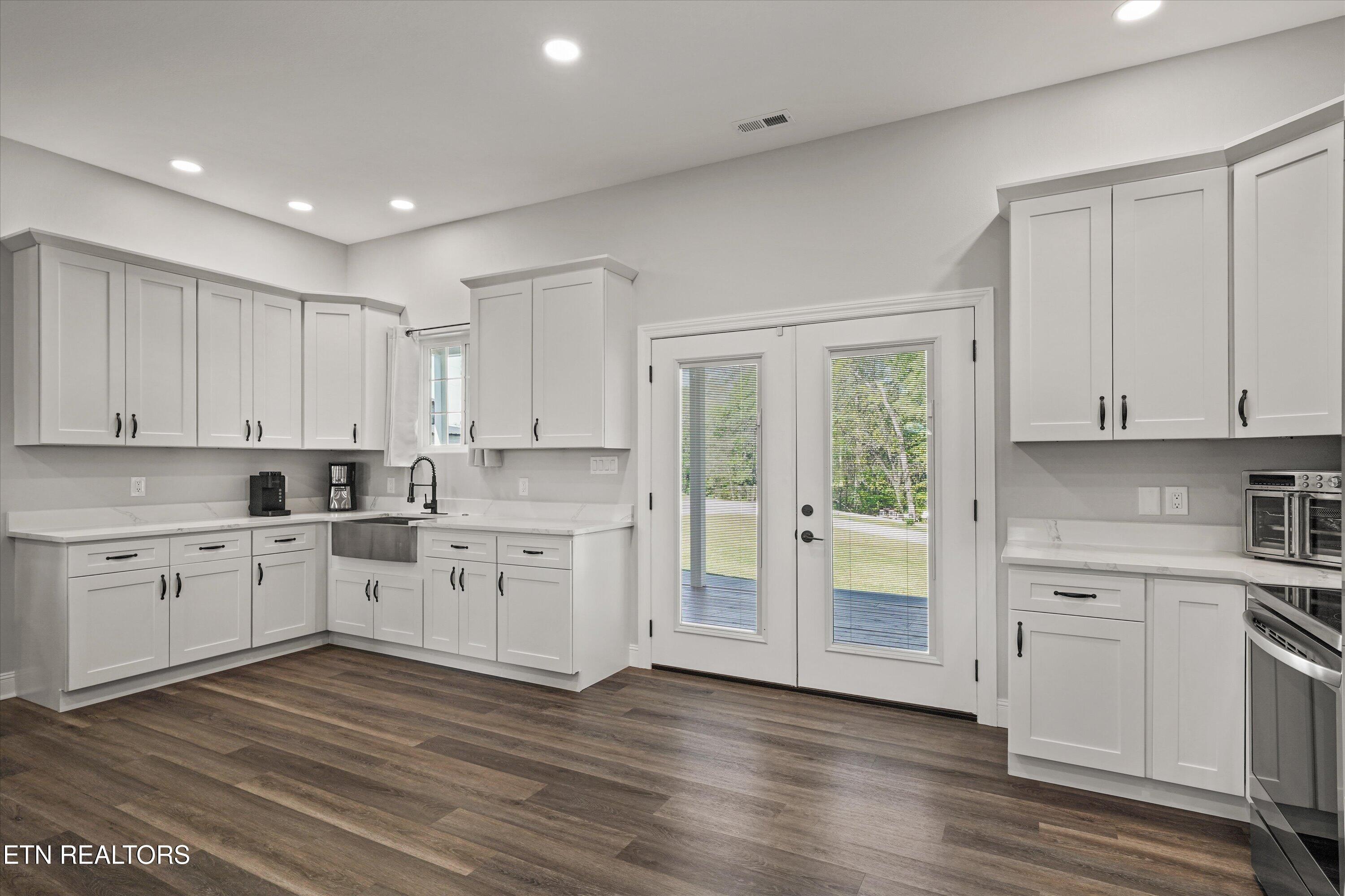 161 Mason Hill Road Madisonville, TN 37354 - Photo 10 of 44 11-161 Mason Hill Rd17