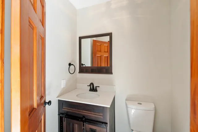 $574,900 | 10430 Highway 100, Henderson, TN 38340