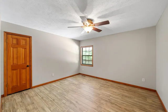 $574,900 | 10430 Highway 100, Henderson, TN 38340