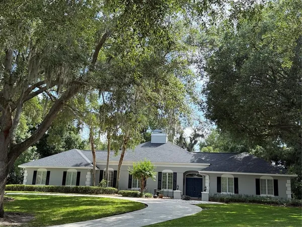 $619,500 | 44 Lake Eloise Court, Winter Haven, FL 33884