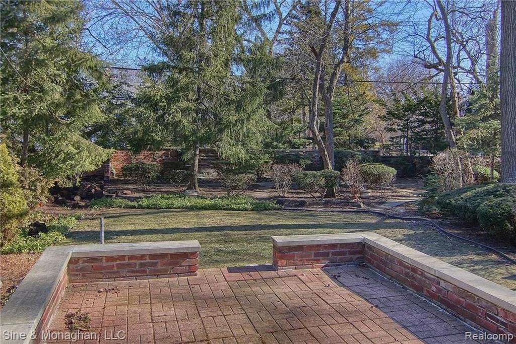 150 Lewiston Road Grosse Pointe Farms, MI 48236 - Photo 34 of 37