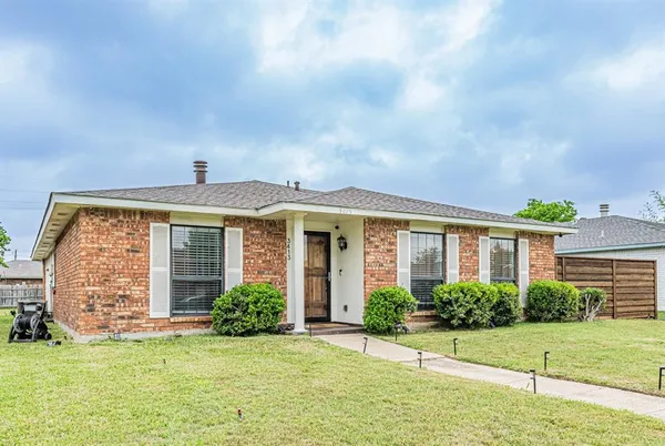 $385,000 | 3413 Moonglow Drive, Garland, TX 75044