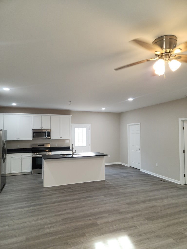 8600 Hobbs Mill Road Wilsons, VA 23894 - Photo 14 of 52 Gallery Image 14