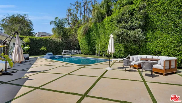 $27,500 | 9887 Carmelita Avenue, Beverly Hills, CA 90210