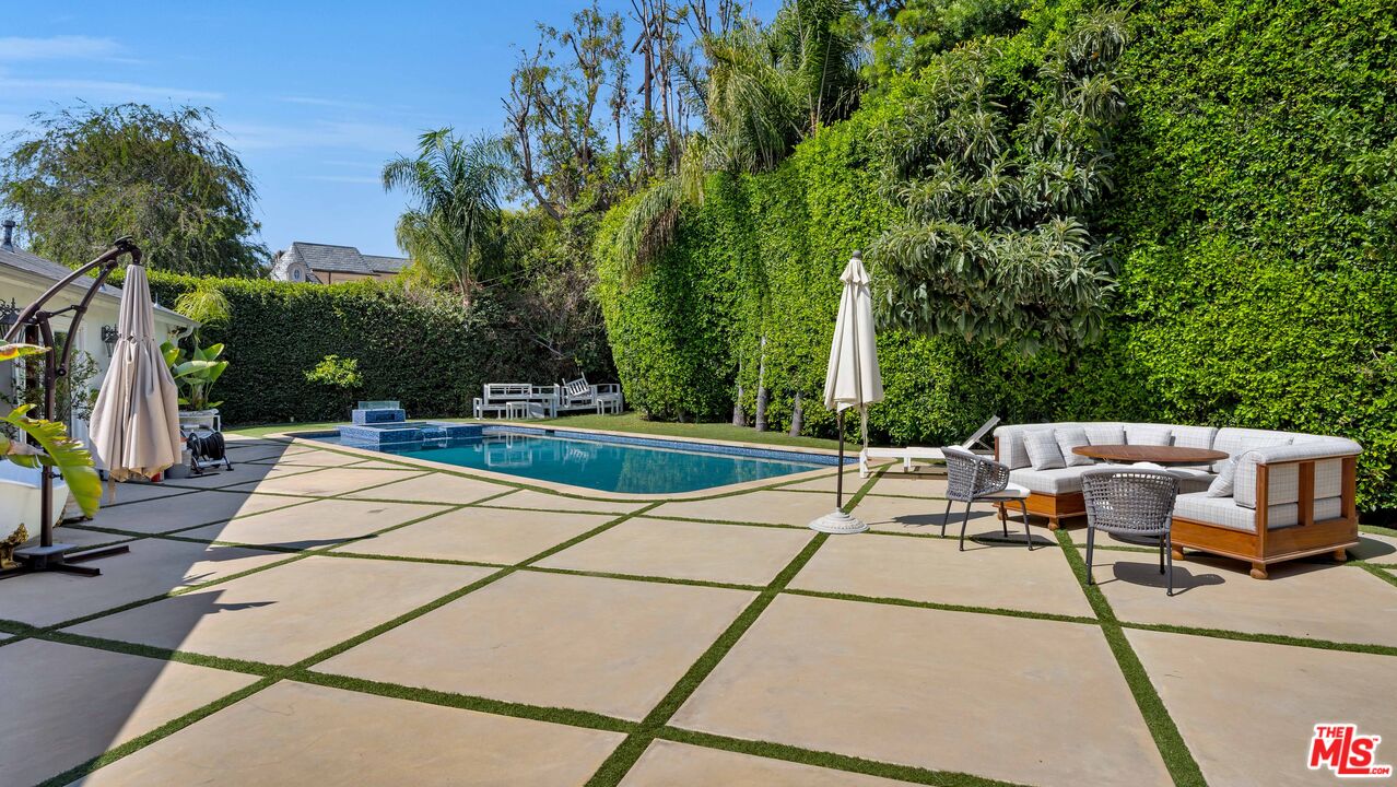 9887 Carmelita Avenue Beverly Hills, CA 90210 - Photo 1 of 1