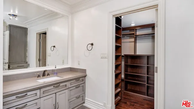 $27,500 | 9887 Carmelita Avenue, Beverly Hills, CA 90210