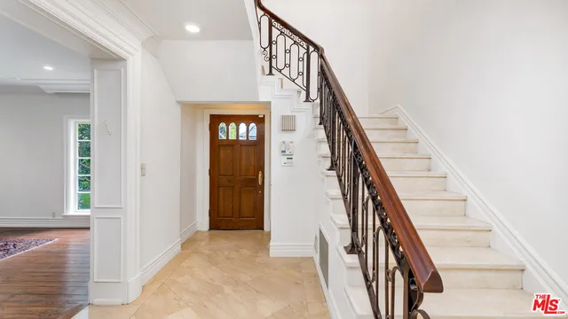 $27,500 | 9887 Carmelita Avenue, Beverly Hills, CA 90210