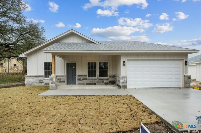 $214,999 | 303 Meador Street, Moody, TX 76557