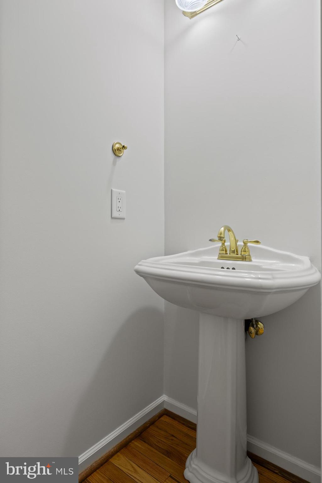 2 Hogan Way Moorestown, NJ 08057 - Photo 4 of 21 a bathroom with a sink and a mirror