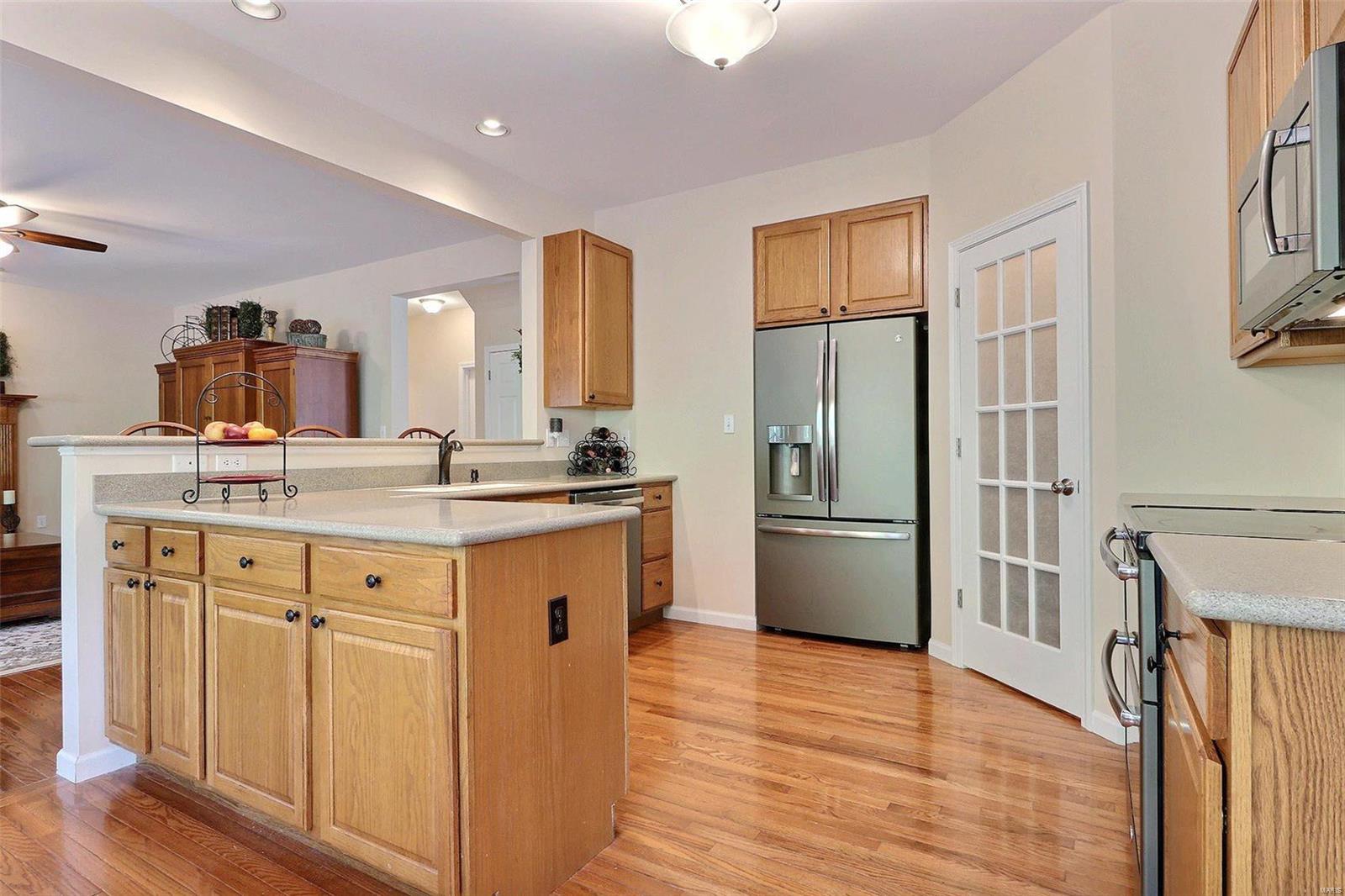 821 Castle Ridge Court Ballwin, MO 63021 - Photo 13 of 30 Gallery Image 13