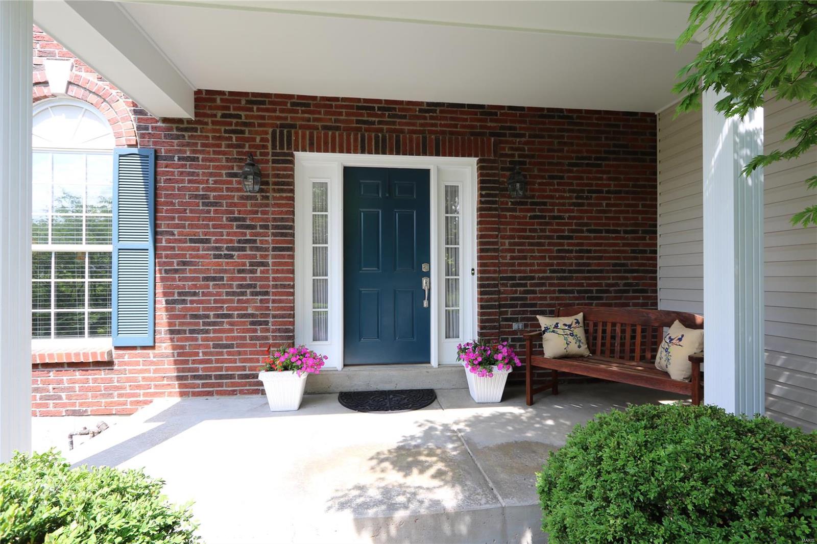 821 Castle Ridge Court Ballwin, MO 63021 - Photo 3 of 30 Gallery Image 3