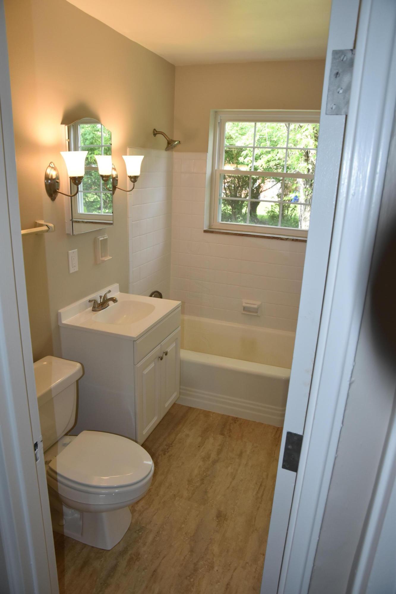 2098 Ridgeview Road, Unit B Upper Arlington, OH 43221 - Photo 19 of 22