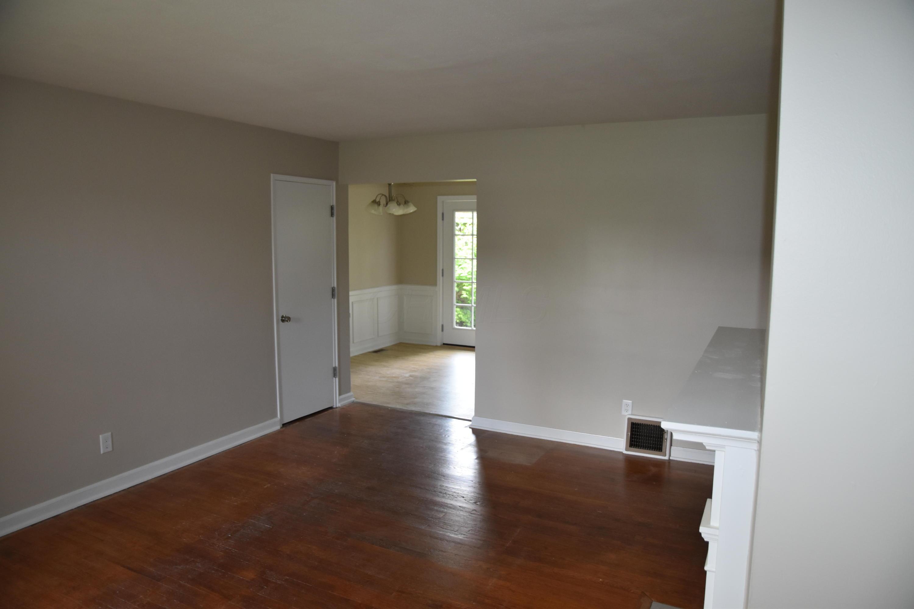 2098 Ridgeview Road, Unit B Upper Arlington, OH 43221 - Photo 6 of 22