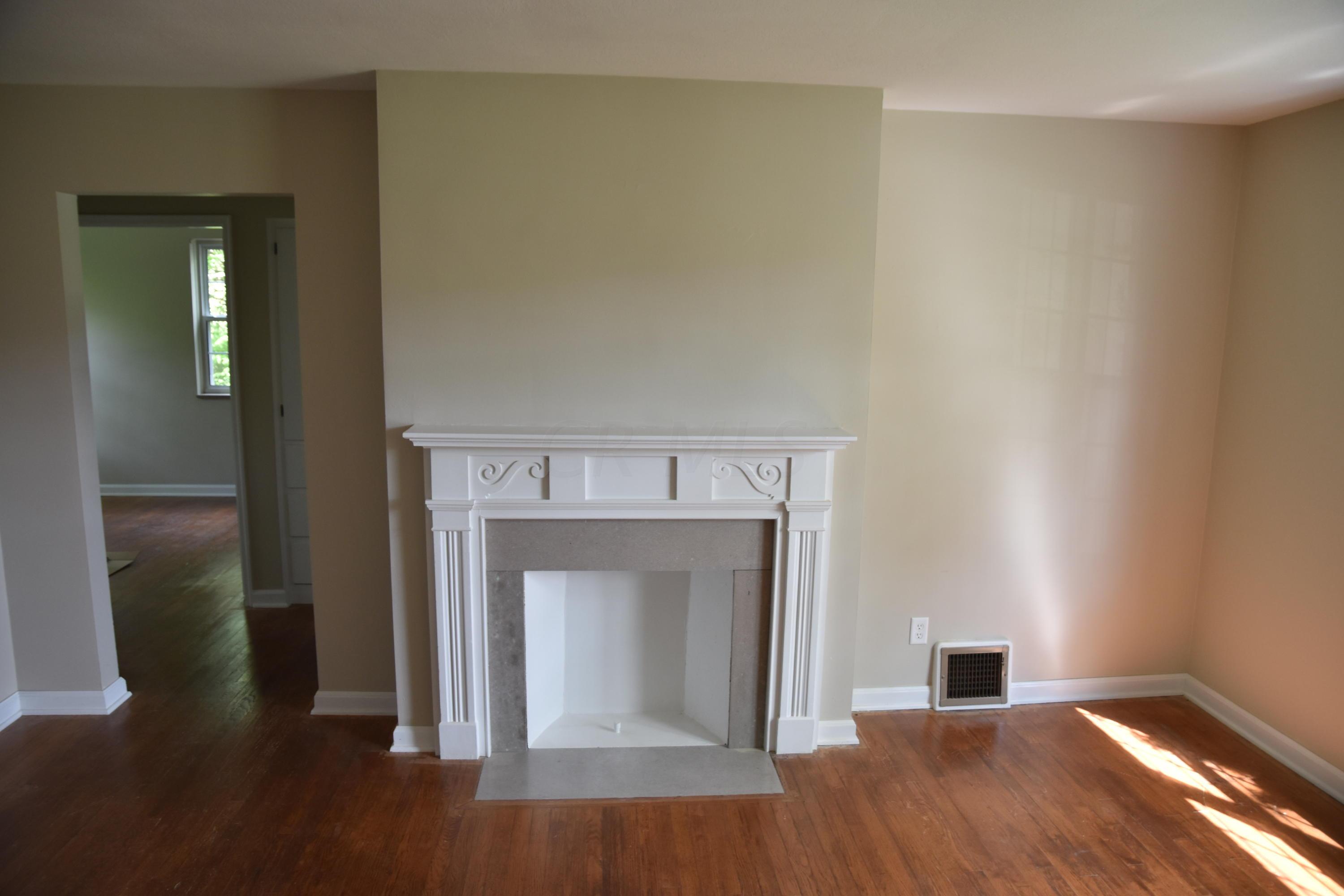 2098 Ridgeview Road, Unit B Upper Arlington, OH 43221 - Photo 8 of 22