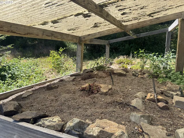 $495,000 | 589 Mehlwood Lane, Glendale, OR 97442