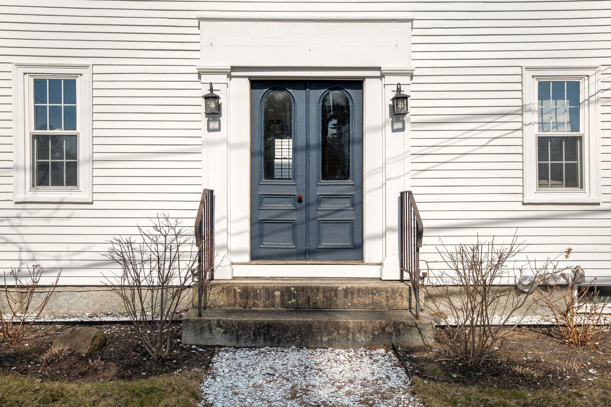 142 Port Road Kennebunk, ME 04043 - Photo 19 of 51 Front Door