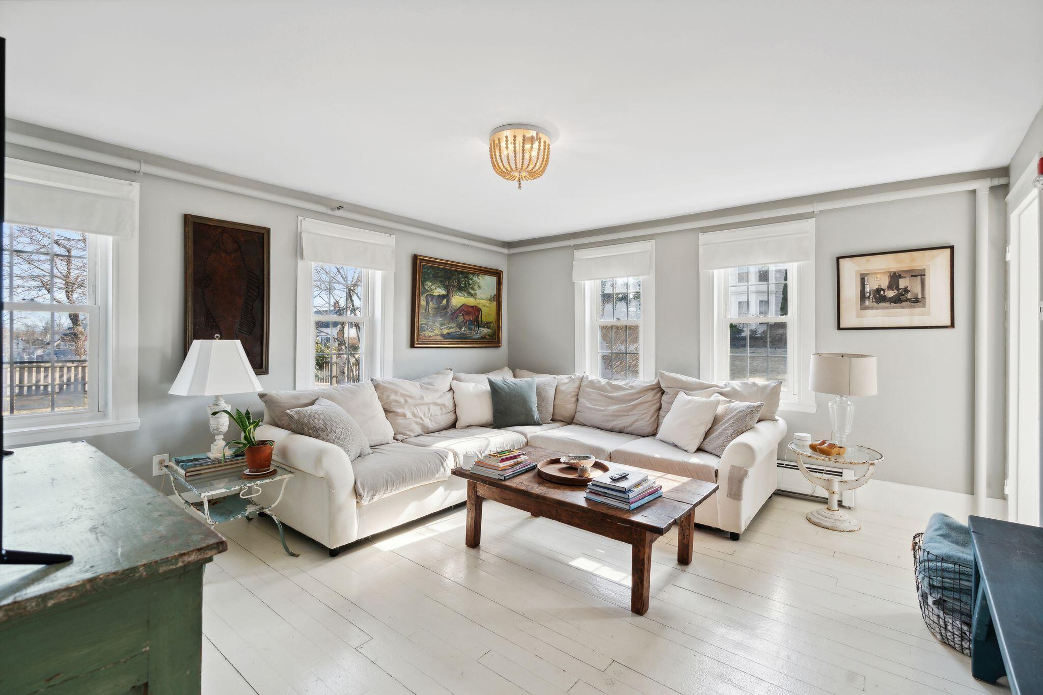 142 Port Road Kennebunk, ME 04043 - Photo 33 of 51 Sitting Room