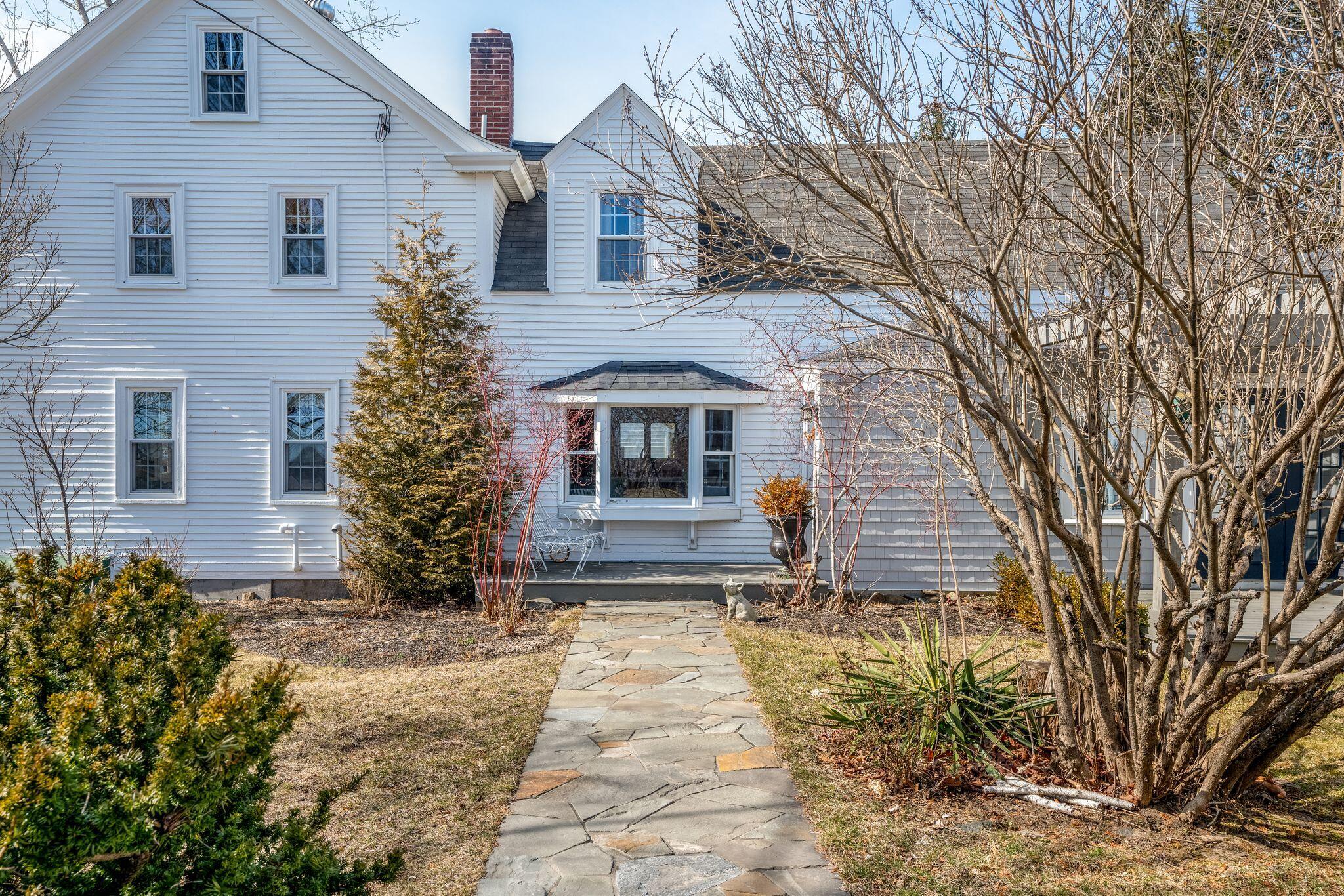 142 Port Road Kennebunk, ME 04043 - Photo 8 of 51 Exterior Side