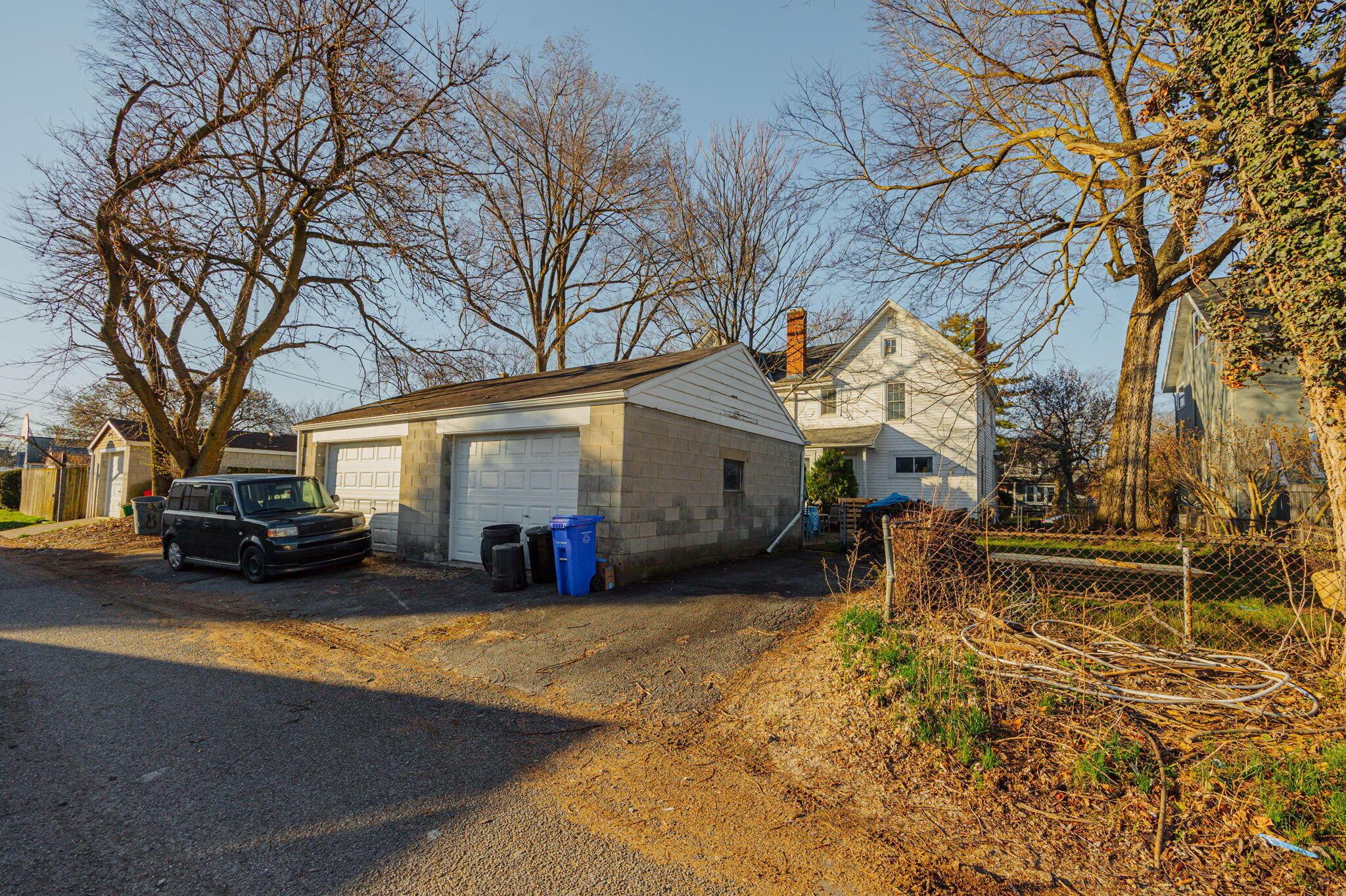 928 Timberman Road, Unit 928932 Columbus, OH 43212 - Photo 8 of 8 26-web-or-mls-932 Timberman Road 026