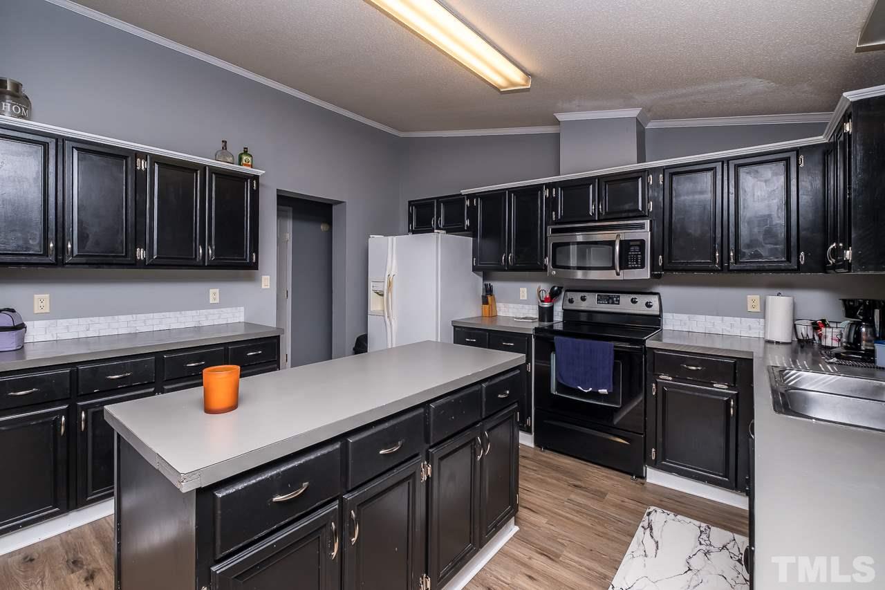 634 Lawrence Road Wake Forest, NC 27587 - Photo 8 of 29 Gallery Image 8