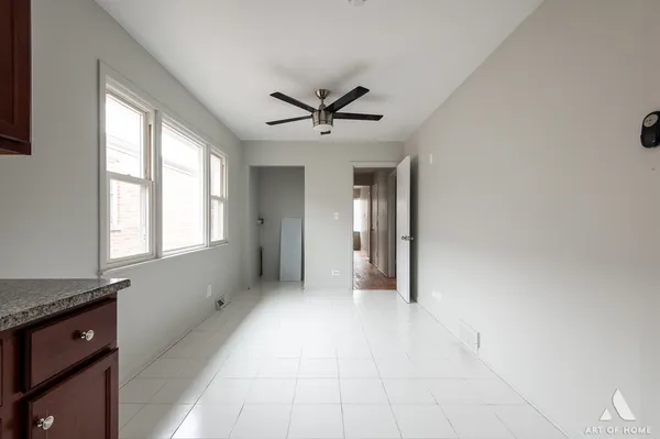 $2,100 | 2750 North Linder Avenue, Unit 2, Chicago, IL 60639