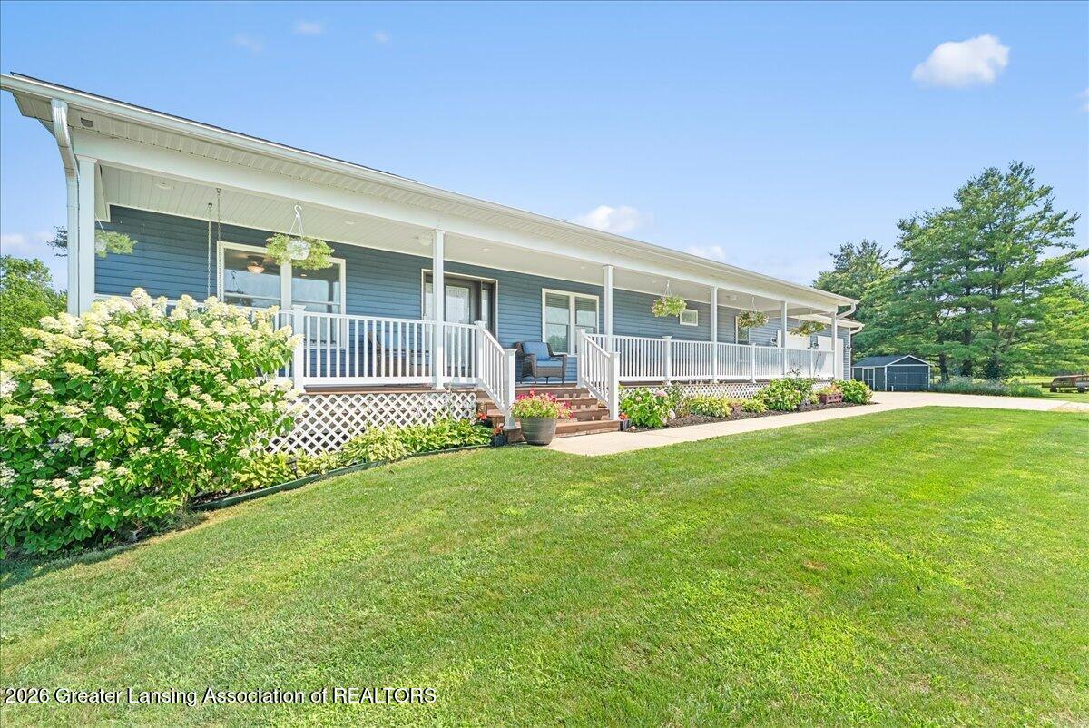 13811 Shaftsburg Road Perry, MI 48872 - Photo 3 of 37 06-Media Jett - 52