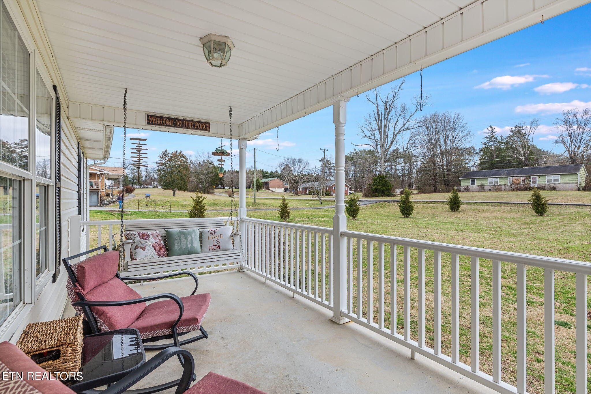5316 Shipe Road Corryton, TN 37721 - Photo 6 of 36 a view of a two chair in the balcony