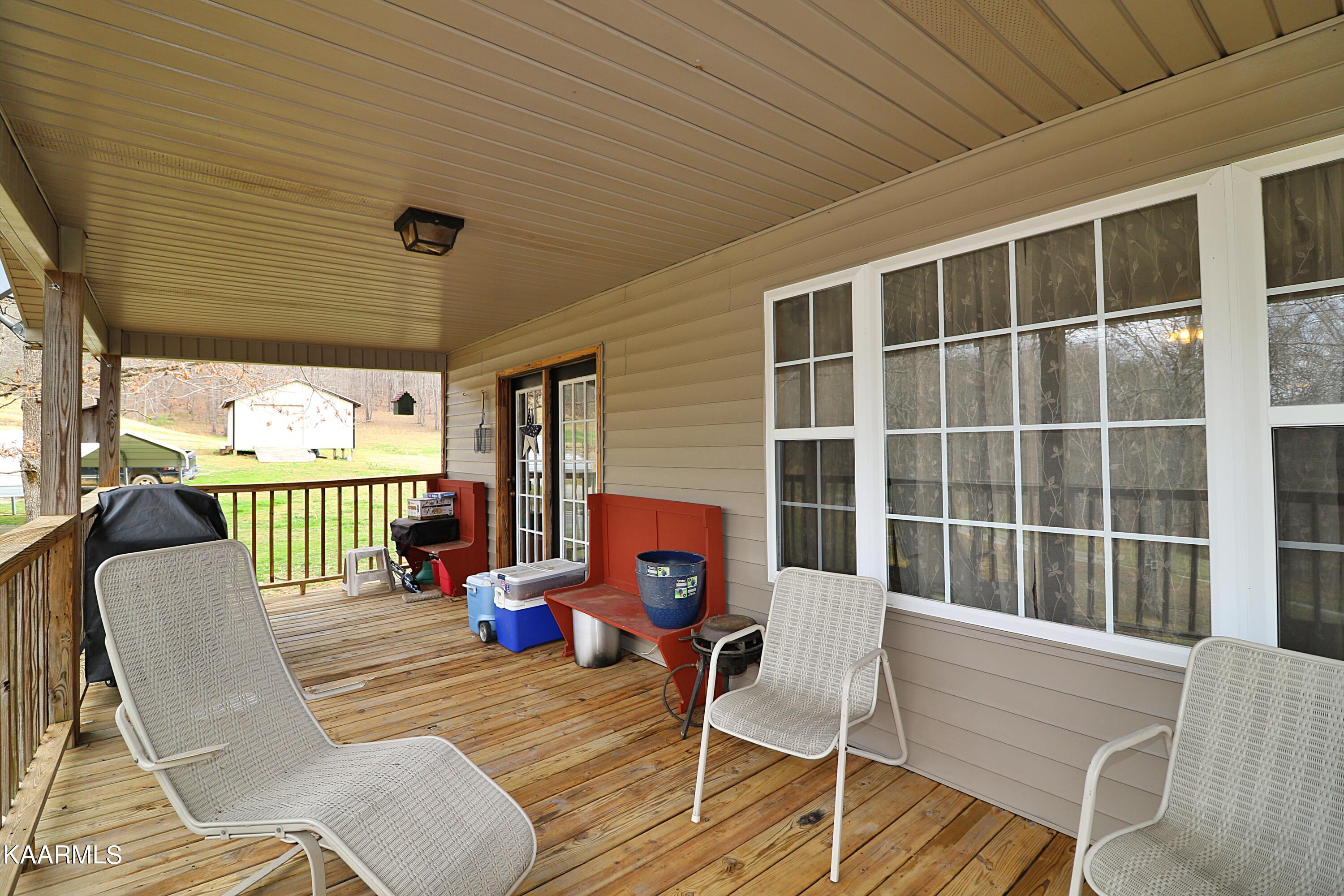 6201 Buffalo Road Oneida, TN 37841 - Photo 28 of 58 094A2941