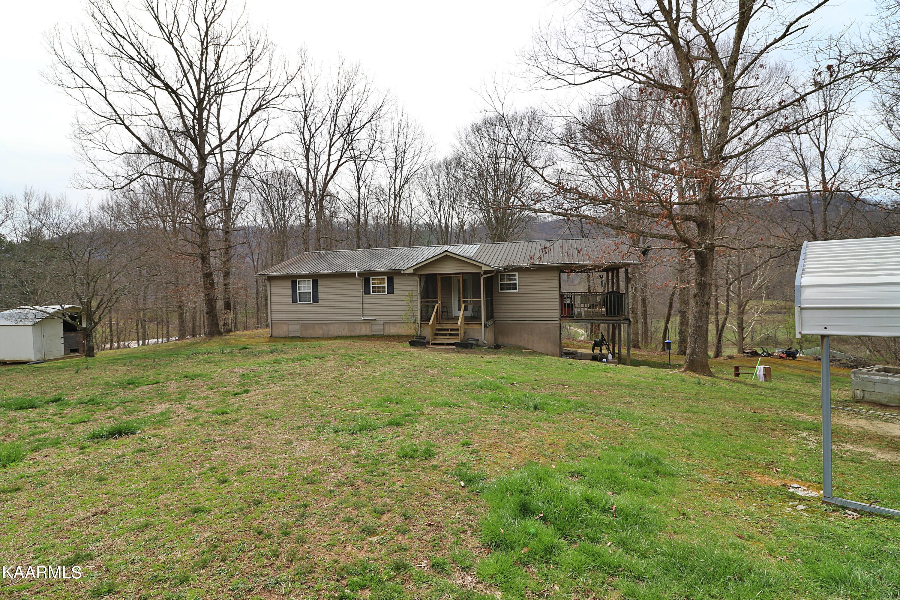 6201 Buffalo Road Oneida, TN 37841 - Photo 29 of 58 094A3003