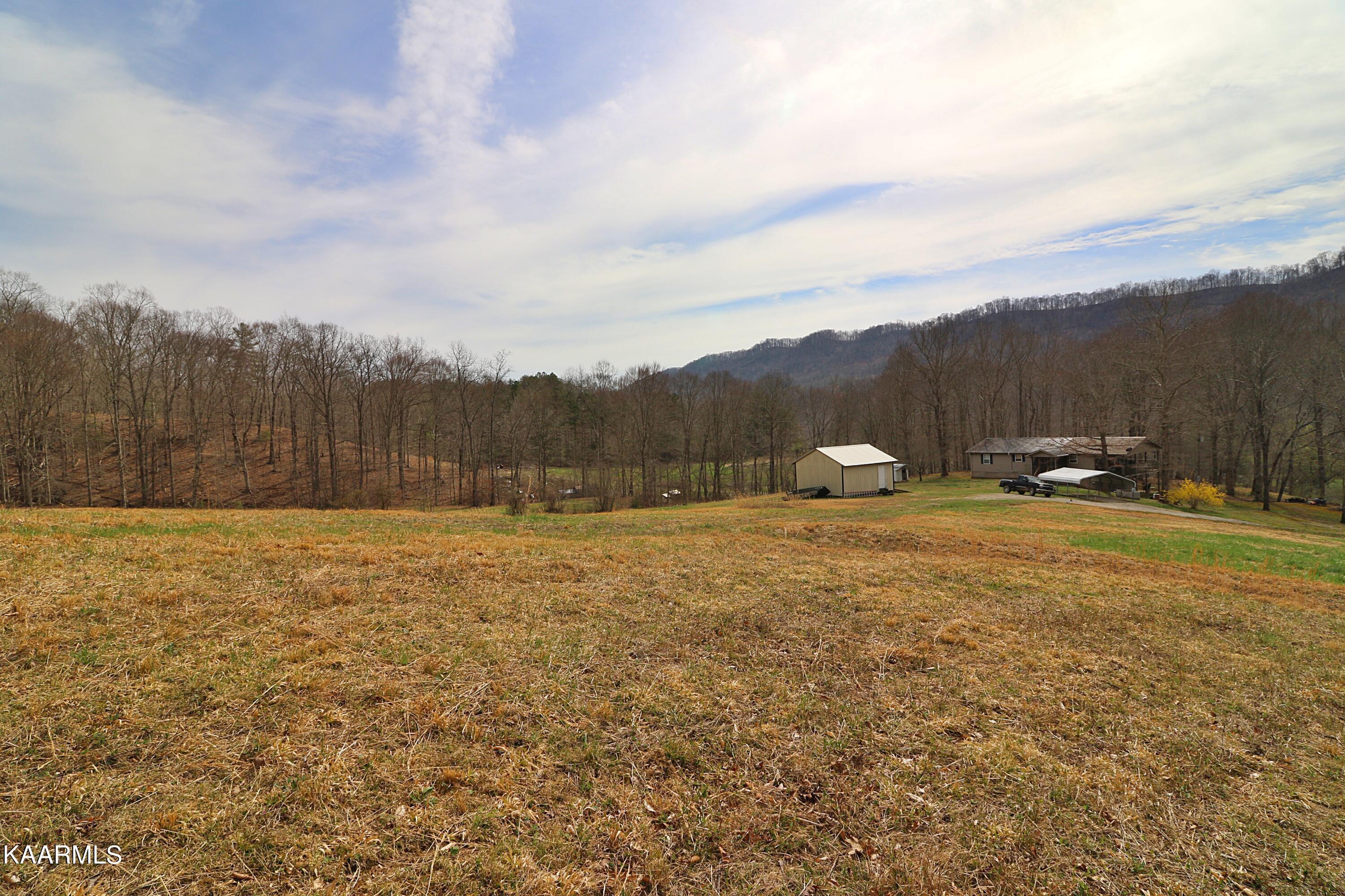 6201 Buffalo Road Oneida, TN 37841 - Photo 36 of 58 094A3024