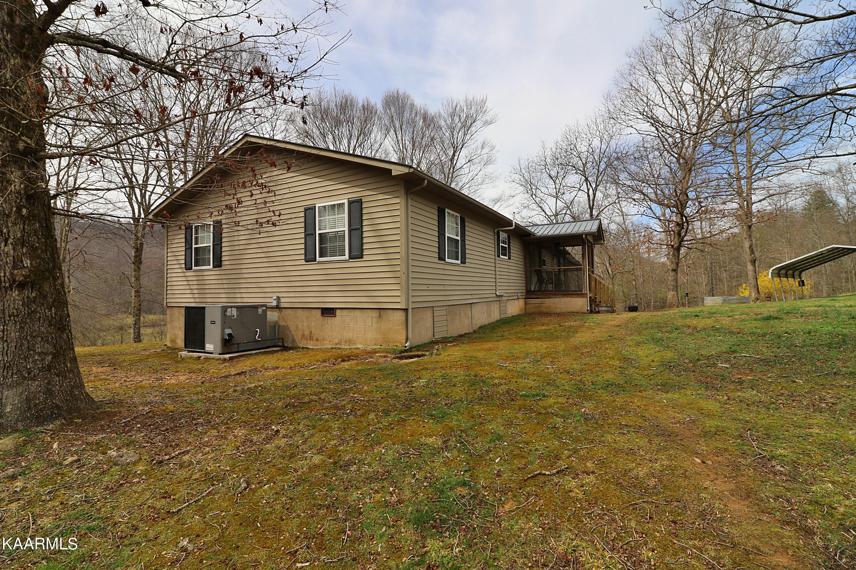 6201 Buffalo Road Oneida, TN 37841 - Photo 44 of 58 094A3000