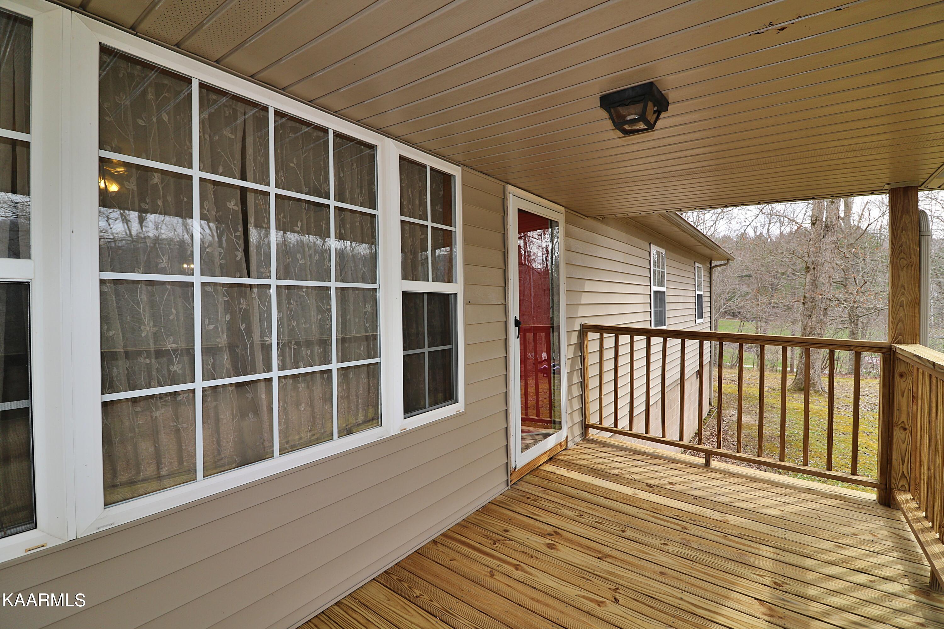 6201 Buffalo Road Oneida, TN 37841 - Photo 6 of 58 094A2963