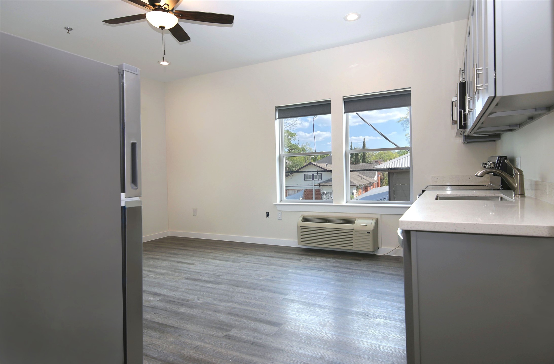 1719 Westheimer Road, Unit A Houston, TX 77098 - Photo 5 of 11 Gallery Image 5
