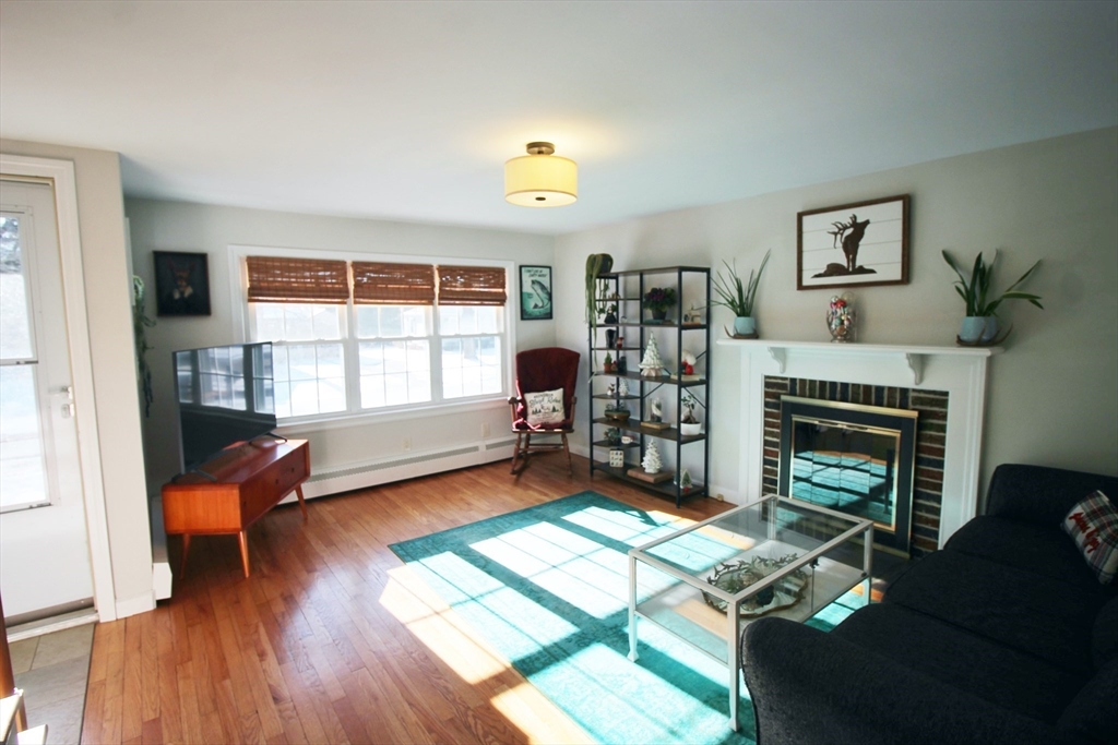36 Houston Road West Springfield, MA 01089 - Photo 11 of 21 Gallery Image 11