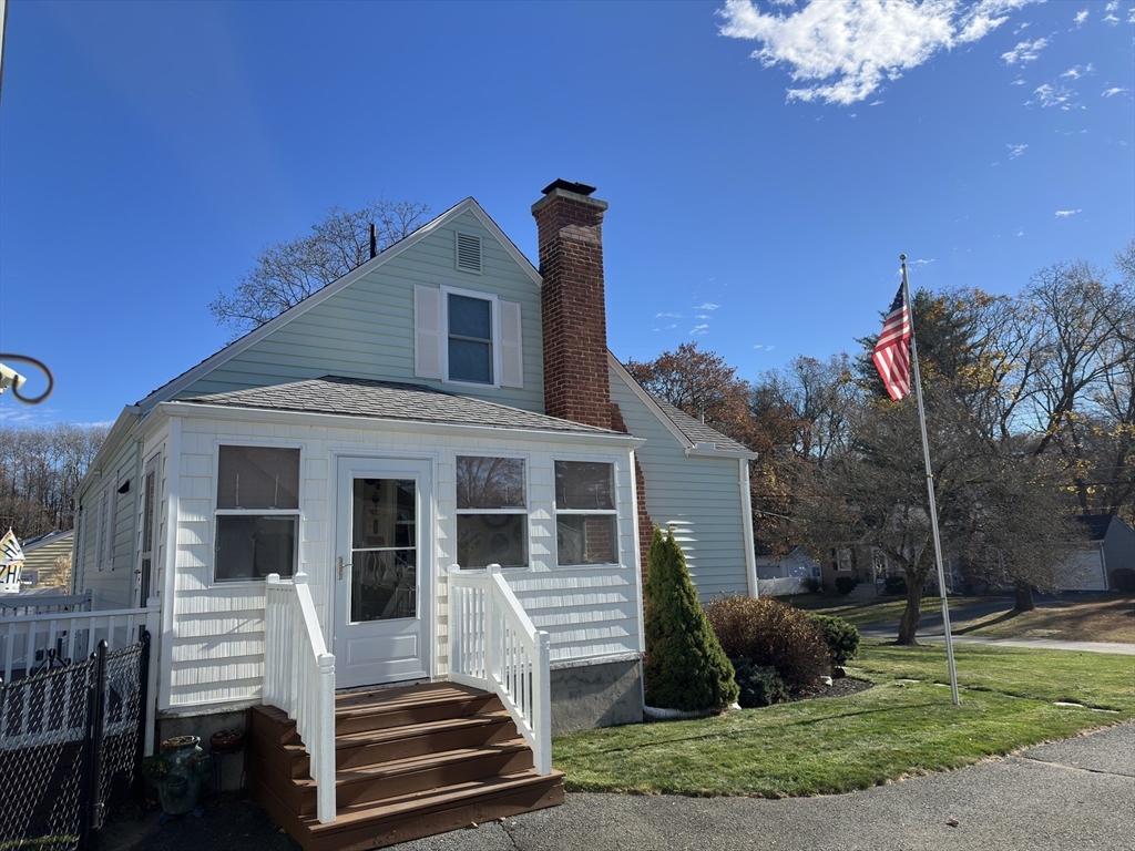 36 Houston Road West Springfield, MA 01089 - Photo 3 of 21 Gallery Image 3