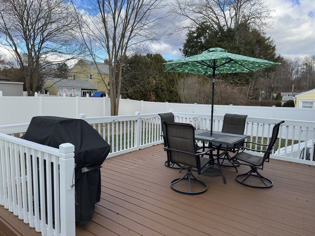 36 Houston Road West Springfield, MA 01089 - Photo 5 of 21 Gallery Image 5