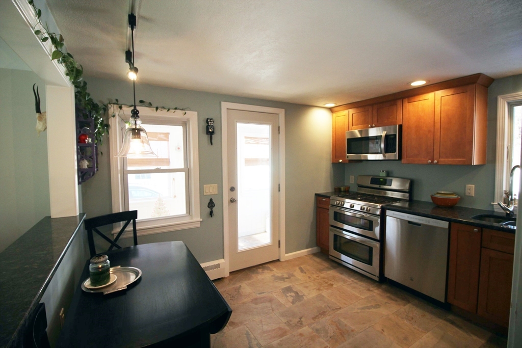 36 Houston Road West Springfield, MA 01089 - Photo 8 of 21 Gallery Image 8