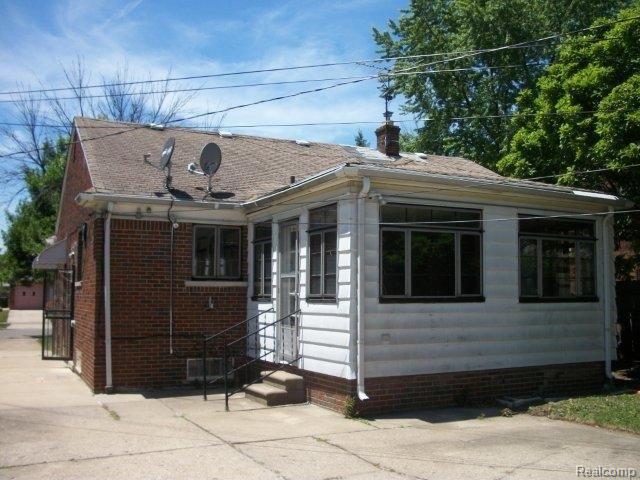 4164 Balfour Road Detroit, MI 48224 - Photo 18 of 18 261-907490 -Rear Side.jpg