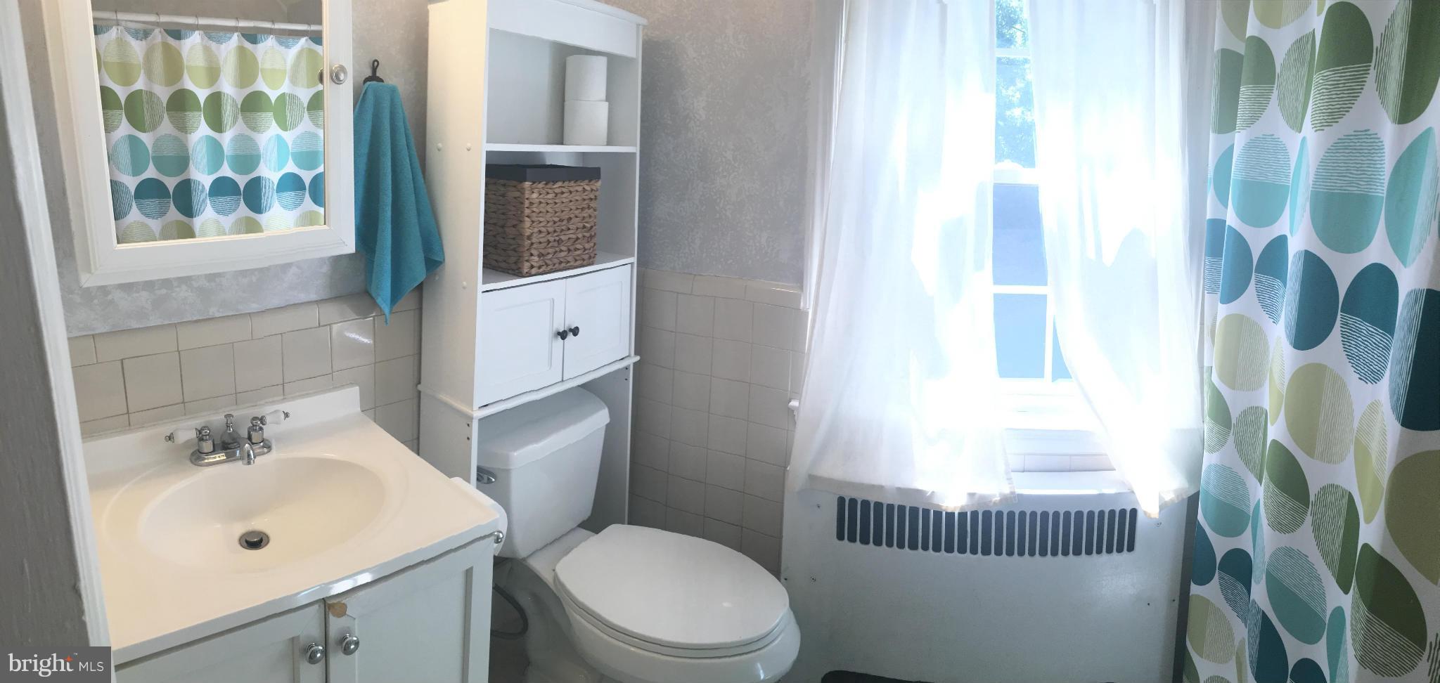 7022 Plymouth Road Baltimore, MD 21208 - Photo 20 of 24 Bath