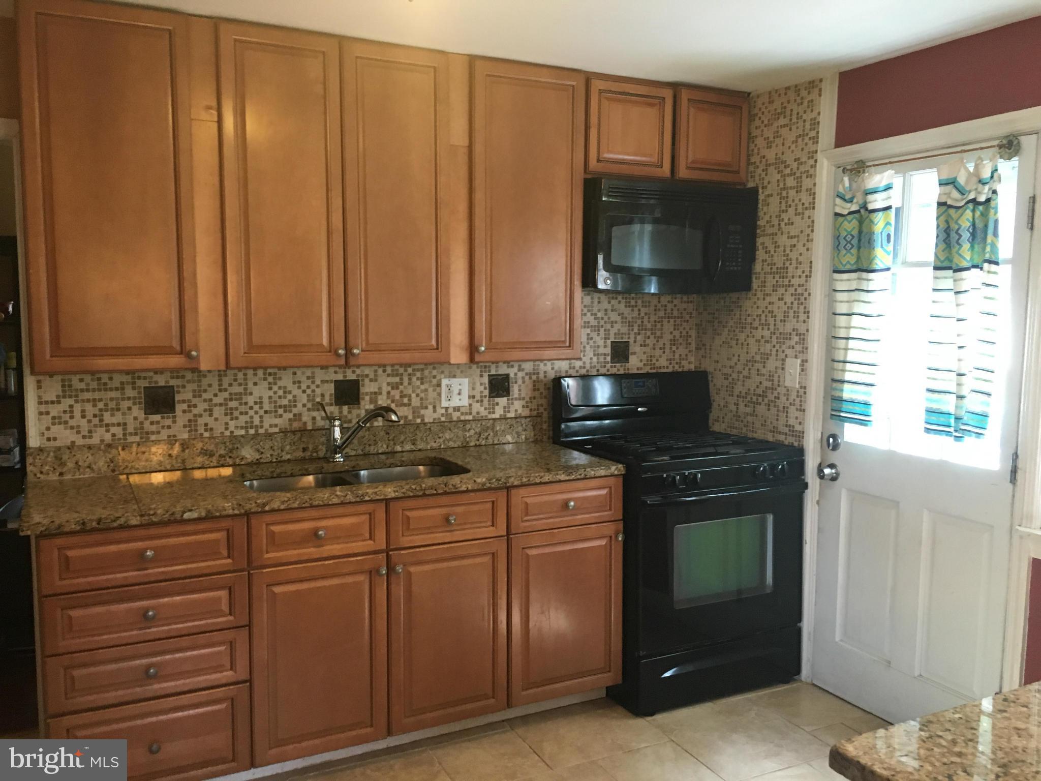 7022 Plymouth Road Baltimore, MD 21208 - Photo 5 of 24 Kitchen