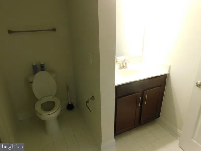 $1,500 | 23646 Glenmallie Court, Aldie, VA 20105