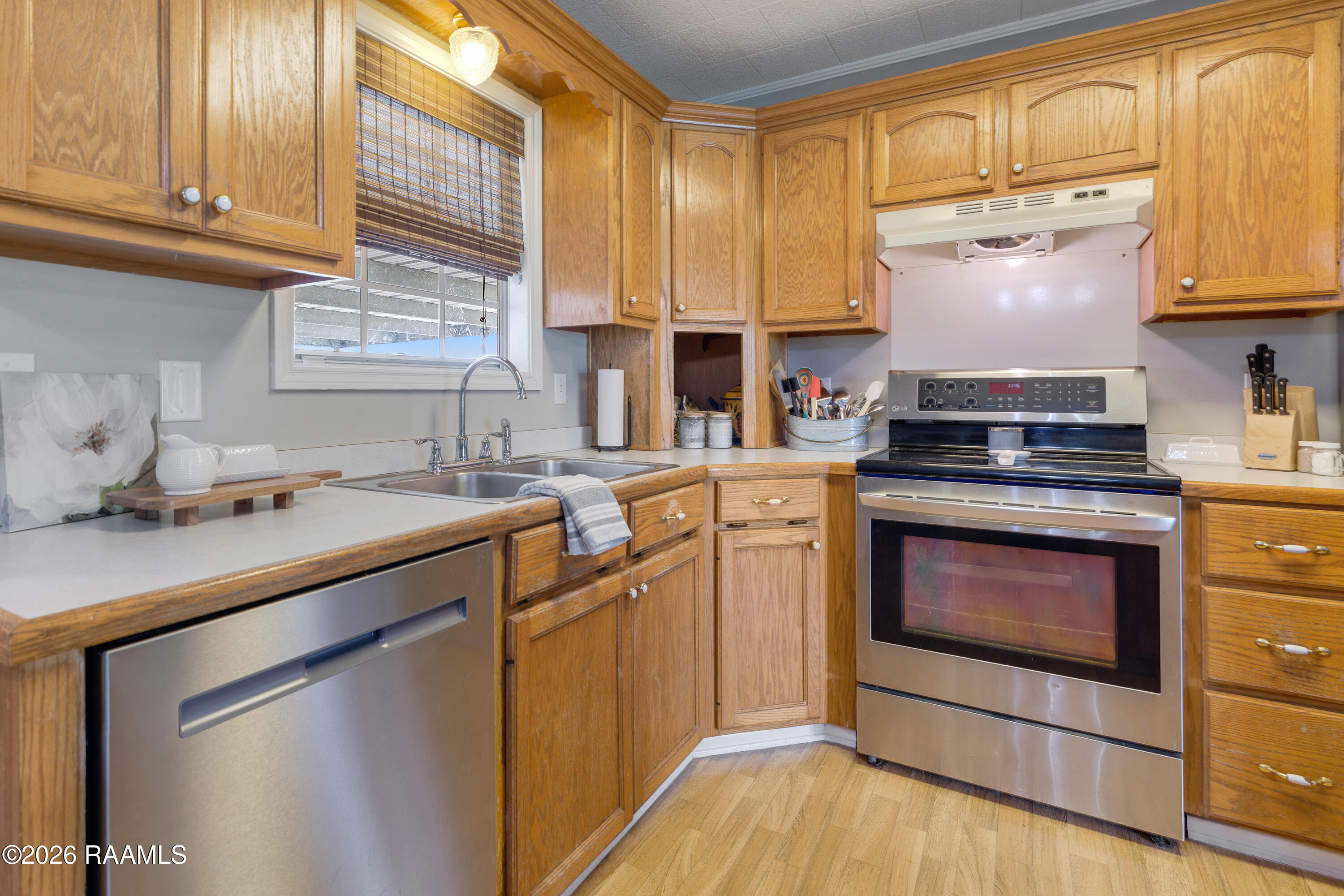 5117 Claude Viator Road New Iberia, LA 70560 - Photo 12 of 28 5117 Claude Viator New Iberia-12