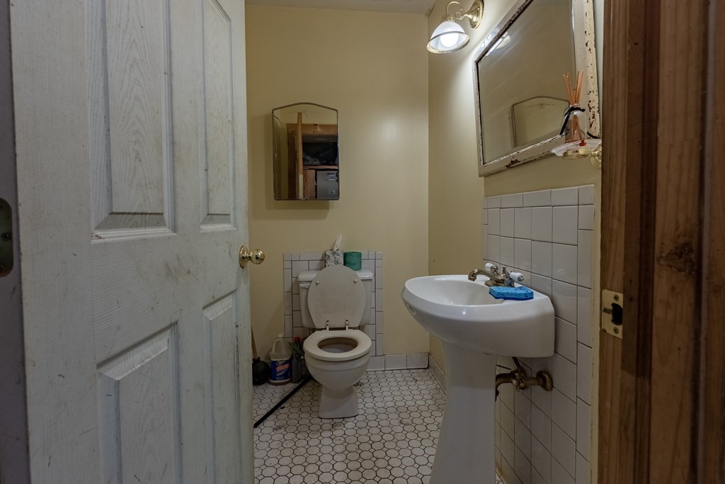 107 Chipman Road Middlefield, MA 01011 - Photo 3 of 14