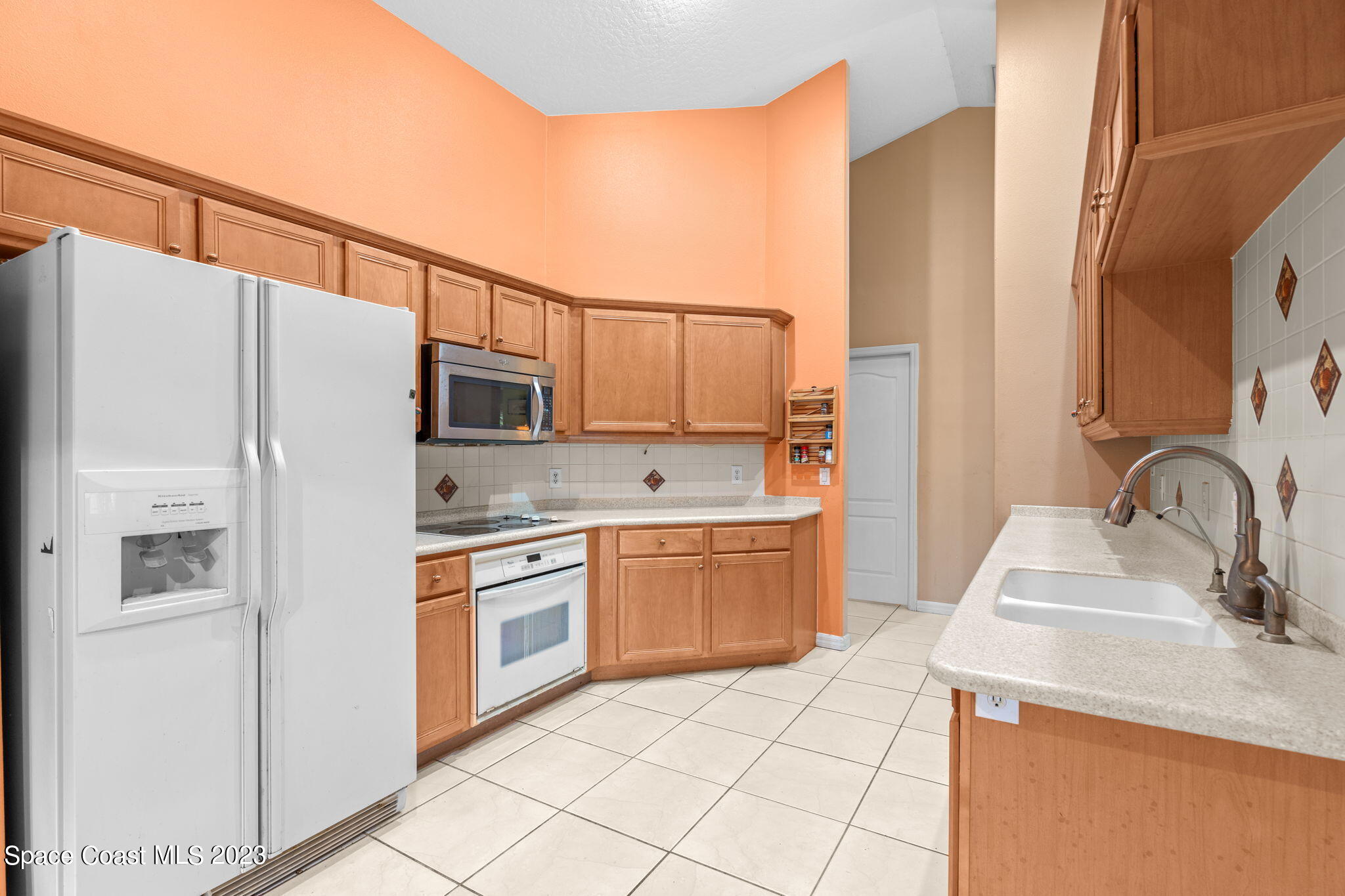 8024 Bradwick Way Melbourne, FL 32940 - Photo 15 of 24 20-web-or-mls-DSC07614