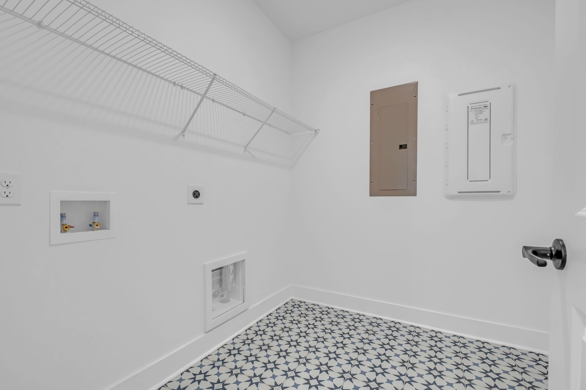 1102 Callaway Drive Lebanon, TN 37087 - Photo 26 of 30 a view of a closet area with an empty room