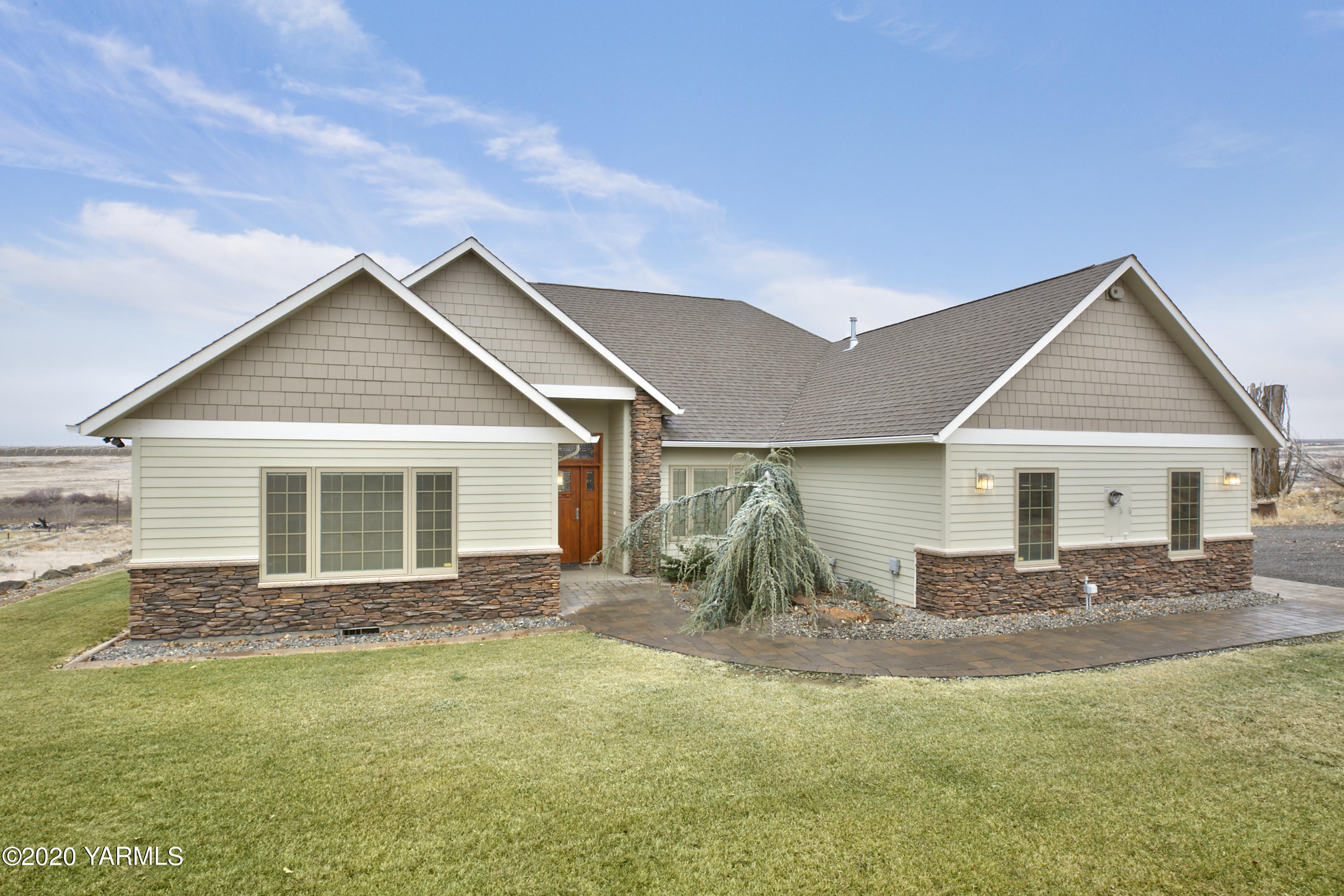 1800 Cook Rd, Yakima, WA 98908