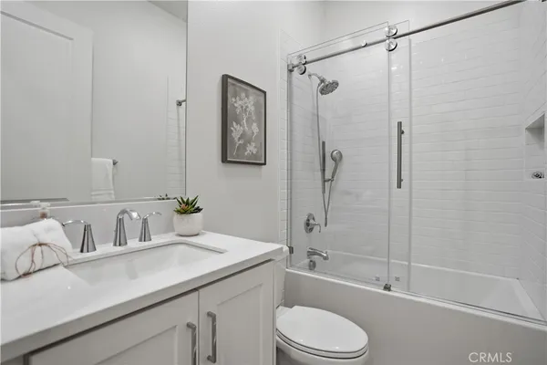 $960,000 | 806 Sunrise Road, Rancho Mission Viejo, CA 92694