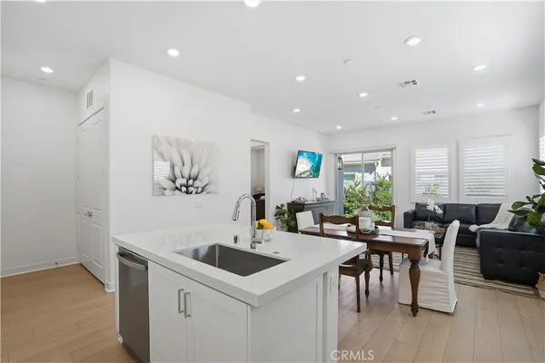 $960,000 | 806 Sunrise Road, Rancho Mission Viejo, CA 92694