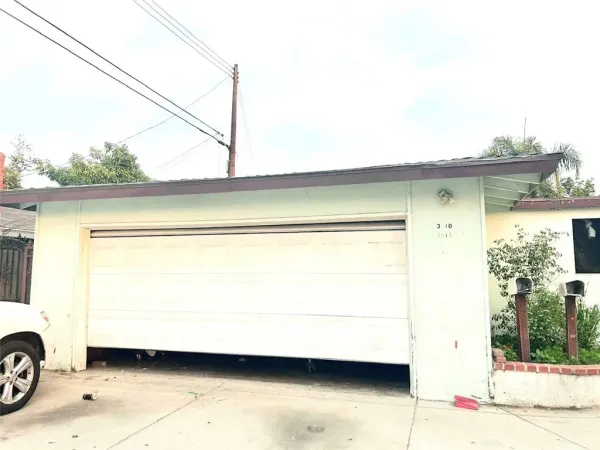 $899,000 | 3510 West Pine Street, Santa Ana, CA 92704