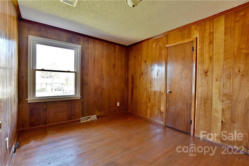 243 Eden Circle Pineville, NC 28134 - Photo 14 of 18 a view of an empty room and window